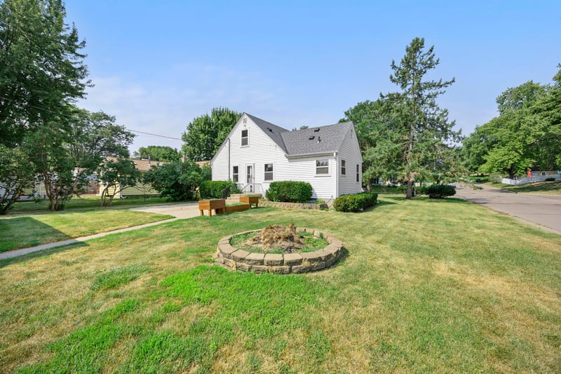 6401 Logan Ave S, Richfield, MN 55423