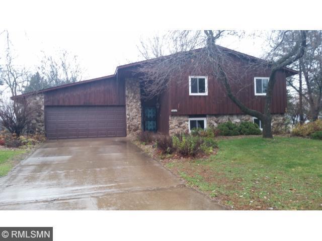 2802 Wildcrest Ln, Stillwater, MN 55082