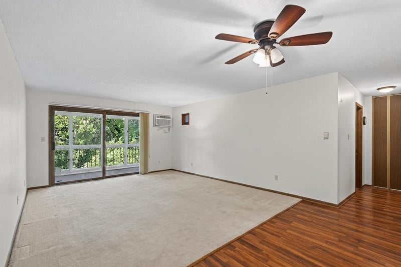 135 Viking Dr E #309, Little Canada, MN 55117