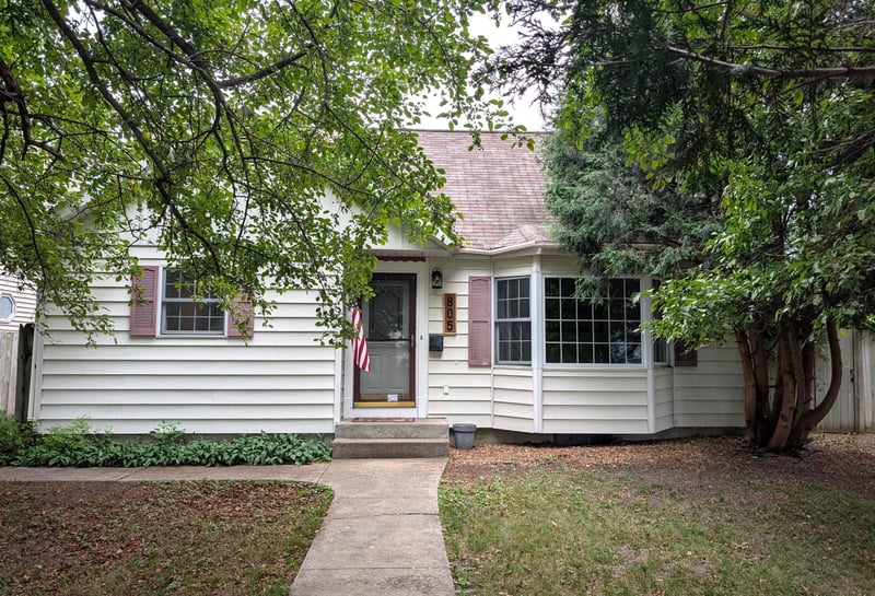 805 2nd St, International Falls, MN 56649