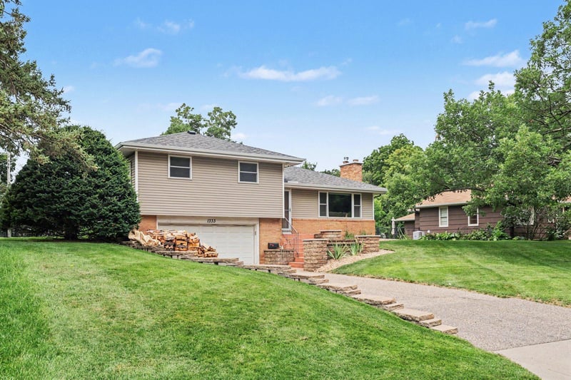 1333 Valders Ave N, Golden Valley, MN 55427