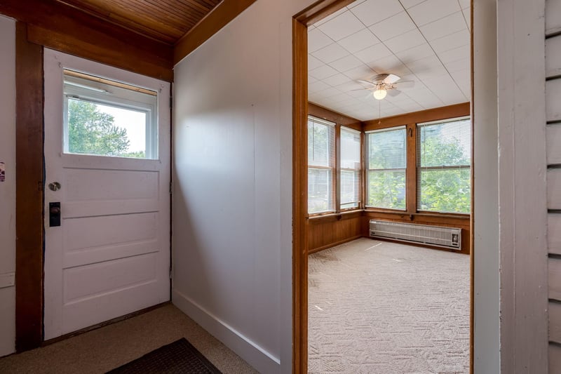 408 S Main St, Le Sueur, MN 56058