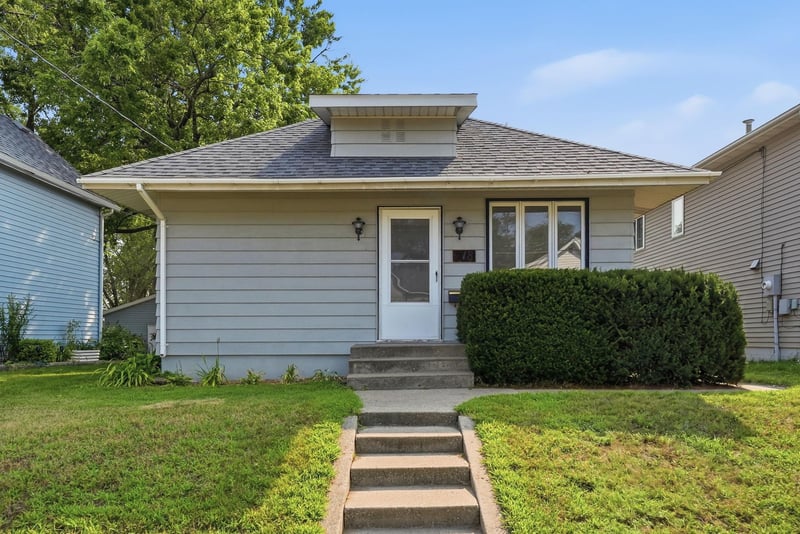 218 9th Ave N, Waite Park, MN 56387