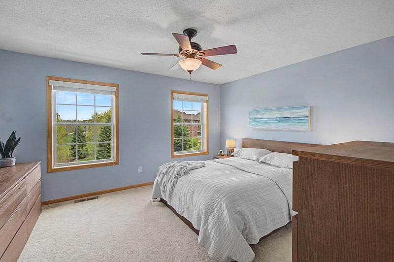 7217 Jewel Ln N #902, Maple Grove, MN 55311
