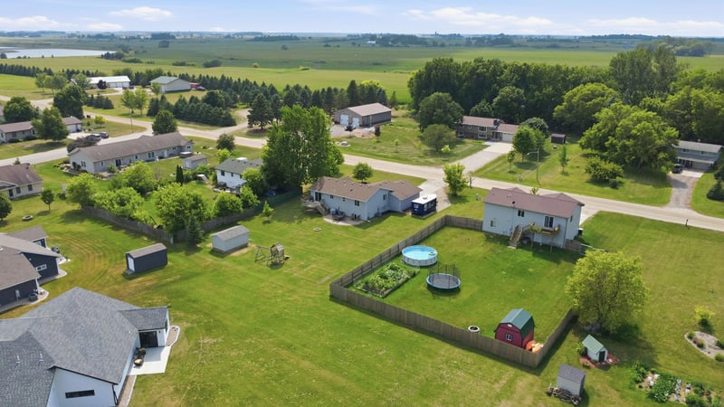 605 W 8th Ave, Osakis, MN 56360