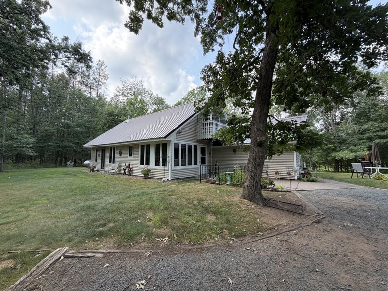 20654 Bucktail Dr, Grantsburg, WI 54840
