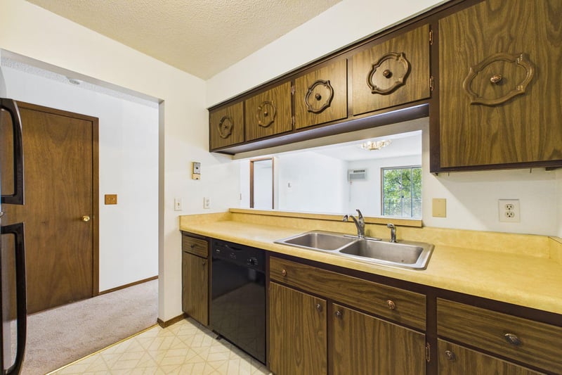 2809 E Minnehaha Pw #205, Minneapolis, MN 55417
