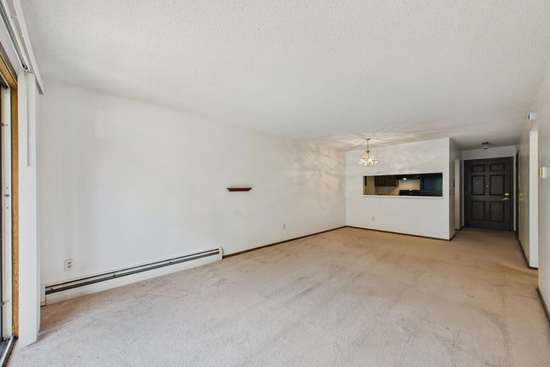 2809 E Minnehaha Pw #205, Minneapolis, MN 55417