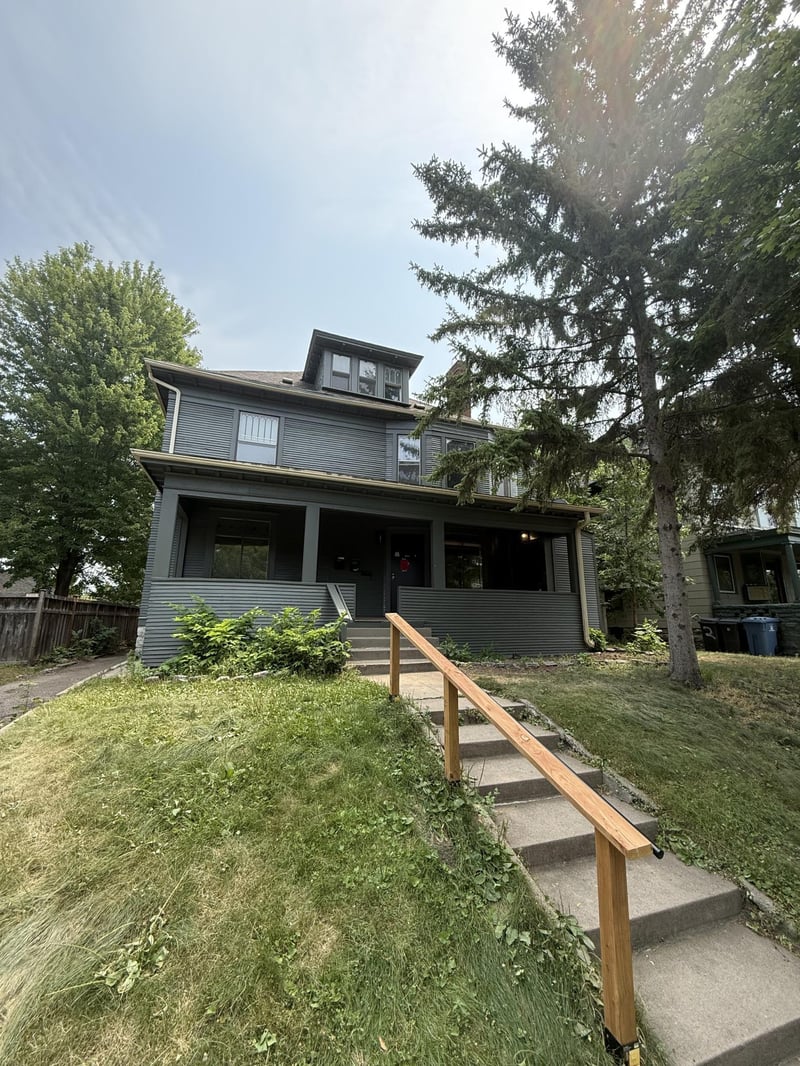 2209 Aldrich Ave S, Minneapolis, MN 55405