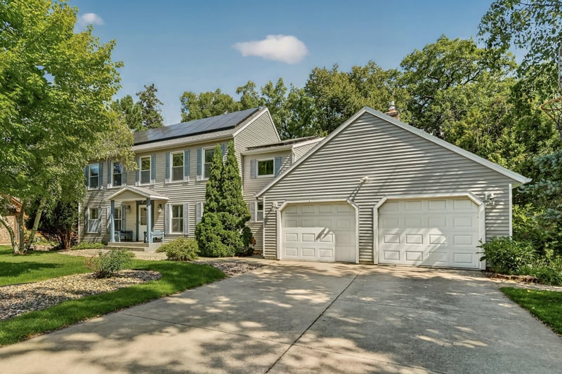 1408 Woodland Dr SW, Rochester, MN 55902