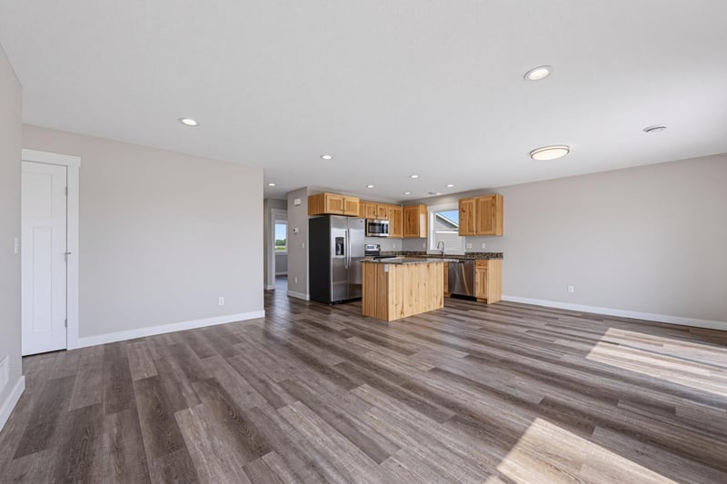 103 Spirit Pa NW, Arlington, MN 55307