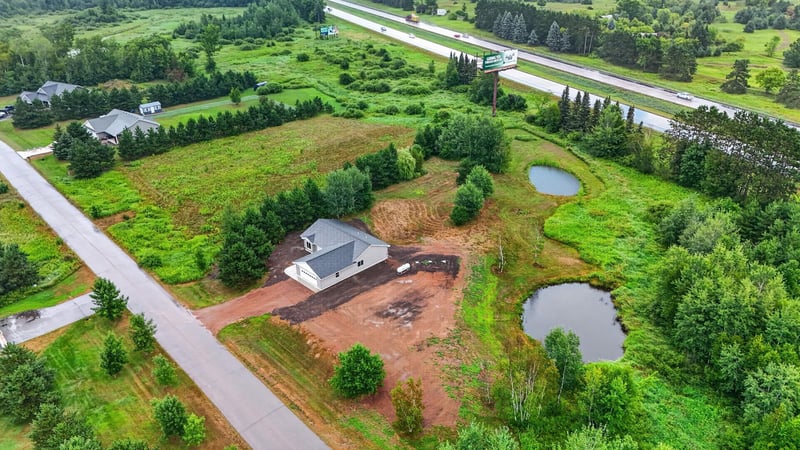 1350 Carriage Hill Dr, Hinckley, MN 55037