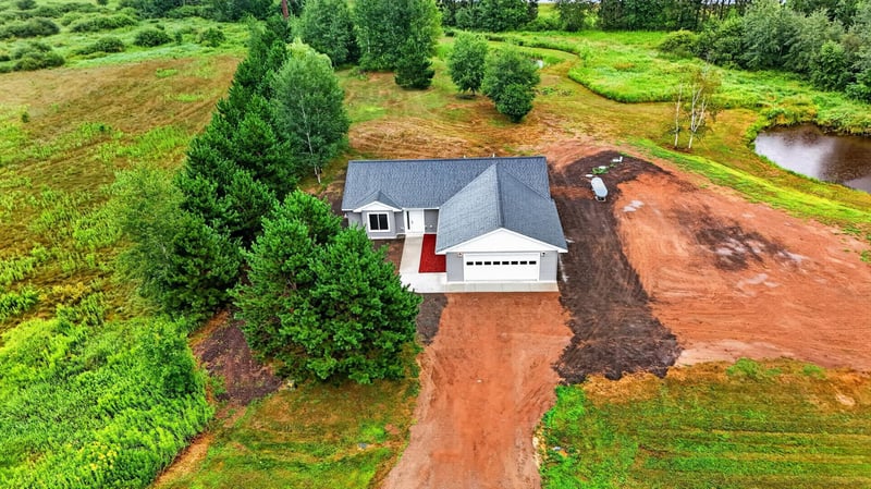 1350 Carriage Hill Dr, Hinckley, MN 55037