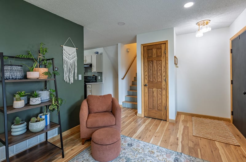 1105 7th St NW, Kasson, MN 55944