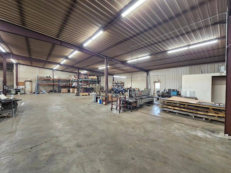 312 Beechwood Ave S, Braham, MN 55006
