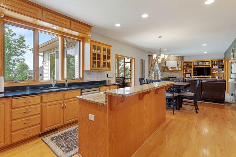 5721 103rd Ave N, Brooklyn Park, MN 55443