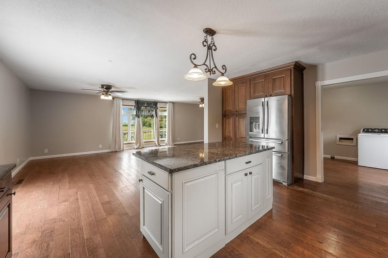 34700 130th St, Dundee, MN 56131