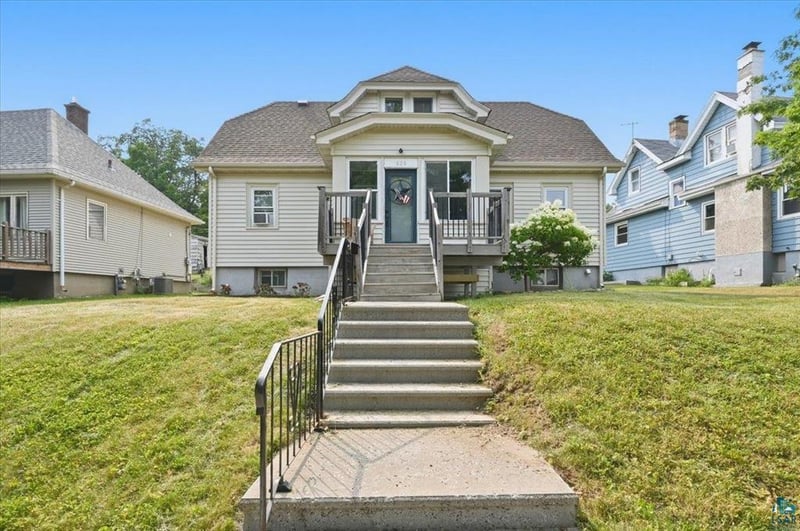 629 Spear Ave, Duluth, MN 55803