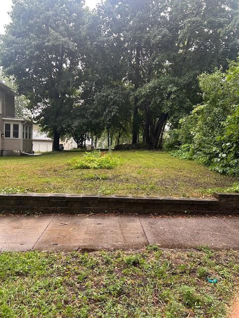 984 Reaney Ave, Saint Paul, MN 55106