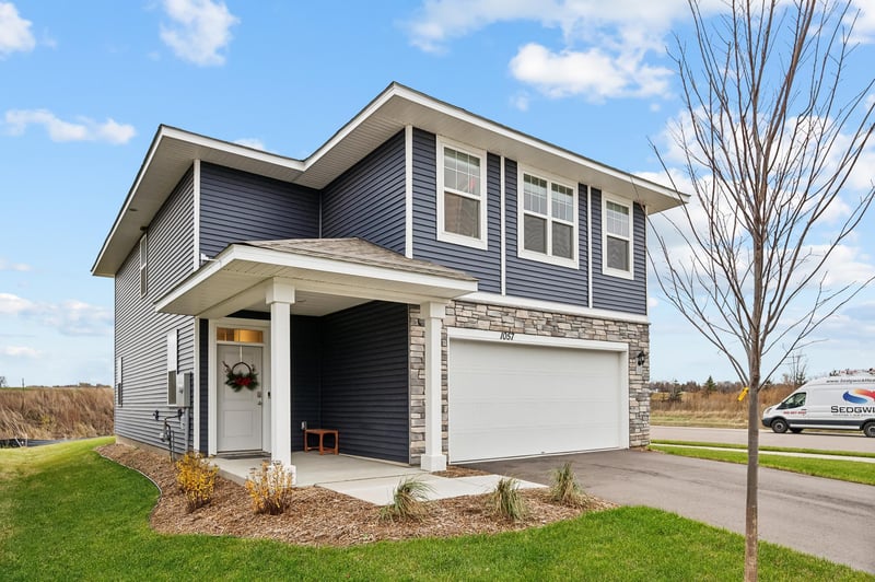 1057 Stone Creek Dr, Jordan, MN 55352