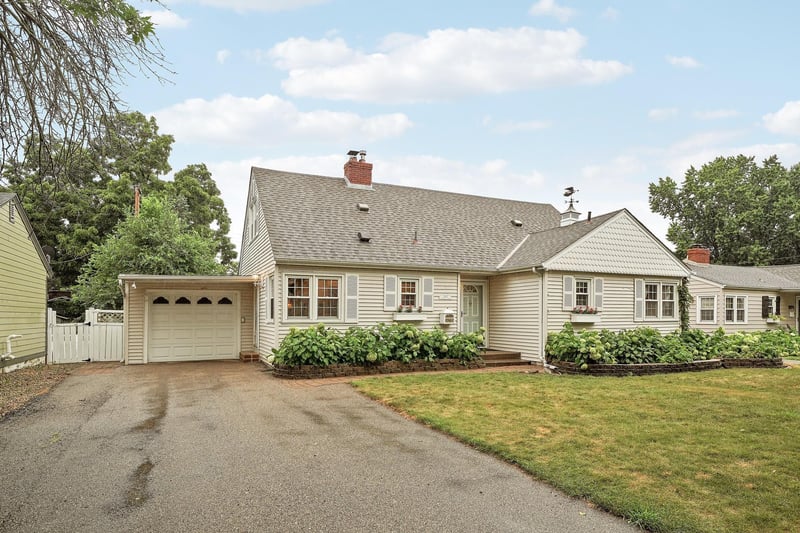 3982 Brunswick Ave S, Saint Louis Park, MN 55416