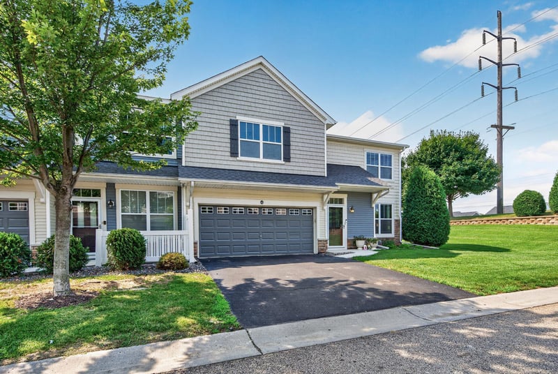 1952 Commonwealth Blvd #4, Chanhassen, MN 55317
