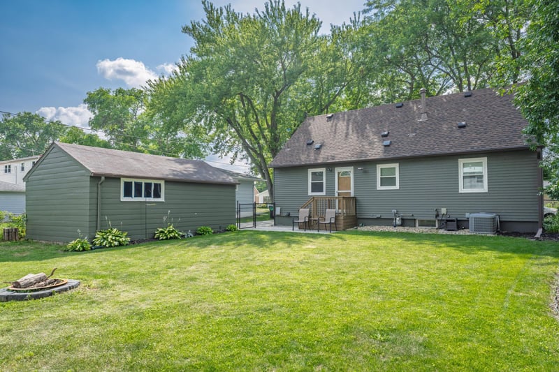 1360 9th Ave SE, Rochester, MN 55904