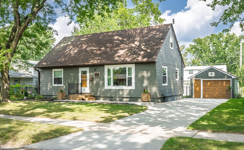 1360 9th Ave SE, Rochester, MN 55904