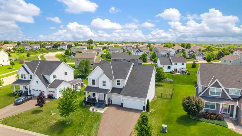 6609 96th St S, Cottage Grove, MN 55016