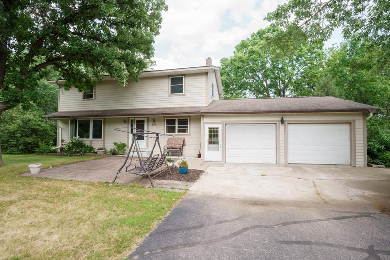 643 Crescent Rd, South Haven, MN 55382