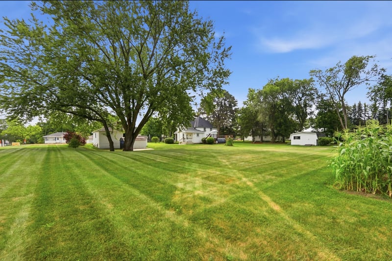 24489 County Road 7, Saint Augusta, MN 56301