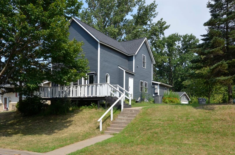 2479 14th Ave E, North Saint Paul, MN 55109