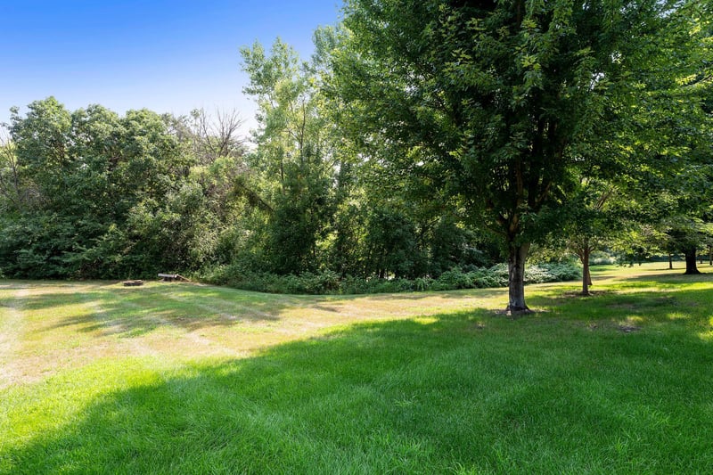 934 94th Ave NE, Blaine, MN 55434