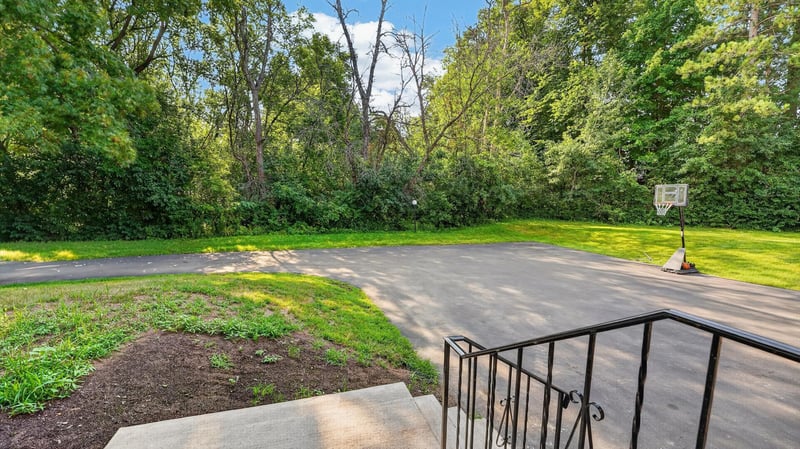 30167 Olinda Trl, Lindstrom, MN 55045