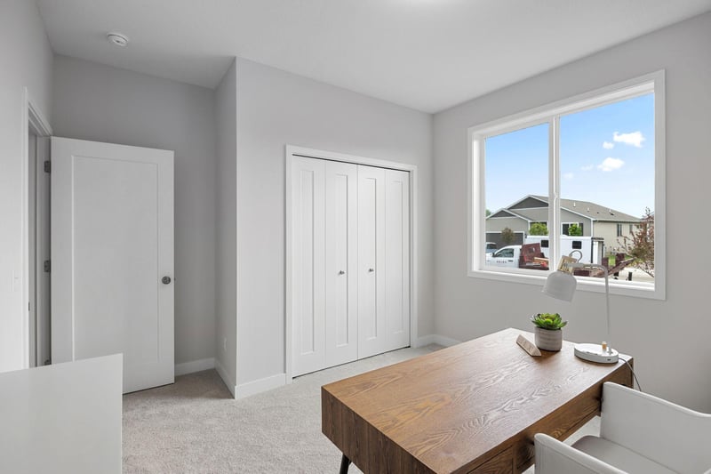 2110 Ridgepointe Dr, Hastings, MN 55033