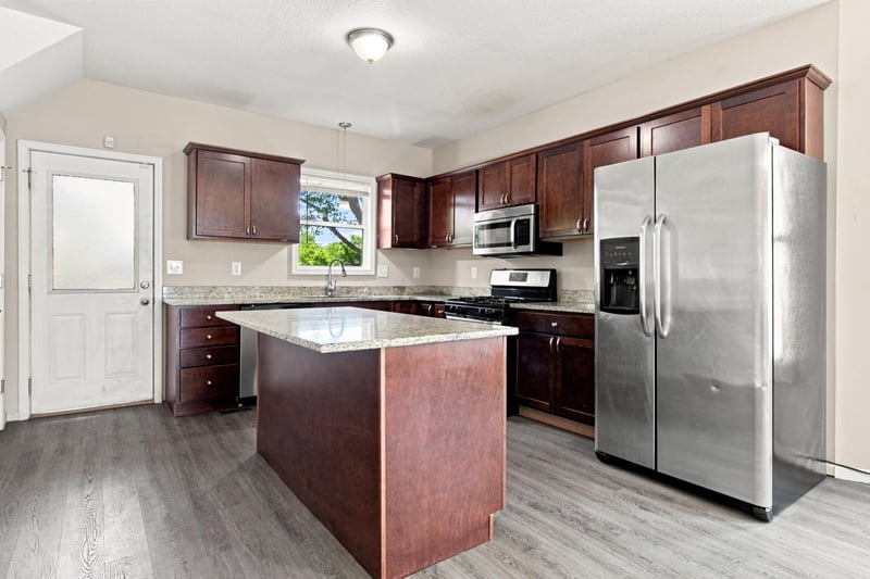 969 Carroll Ave, Saint Paul, MN 55104