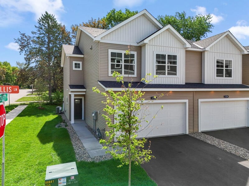 1518 Trellis Ln, West Saint Paul, MN 55118