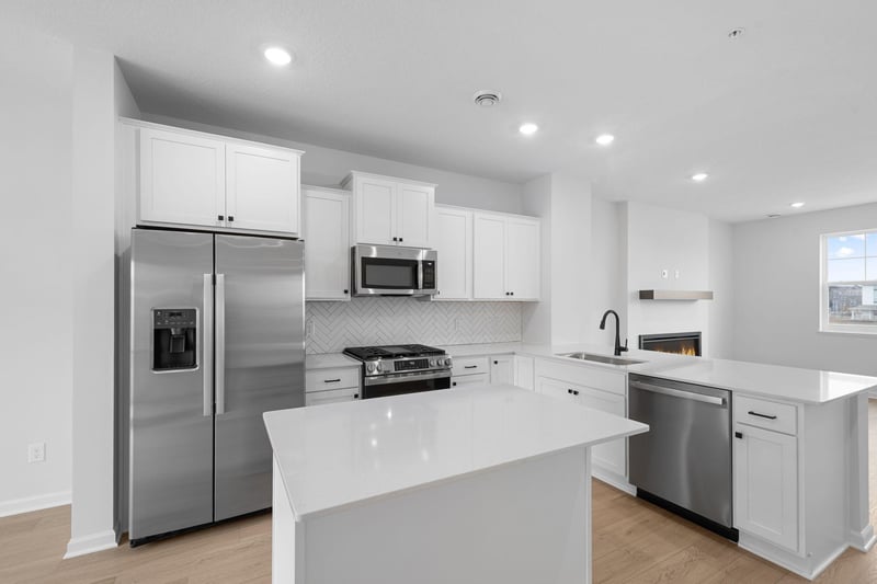 1525 Trellis Ln, West Saint Paul, MN 55118