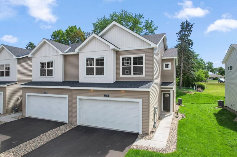 1528 Trellis Ln, West Saint Paul, MN 55118