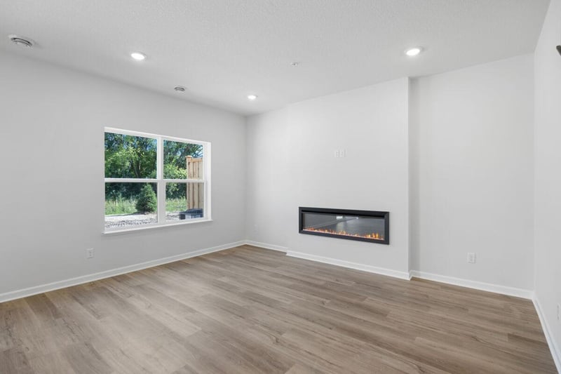 677 Tulare Ter, Newport, MN 55055