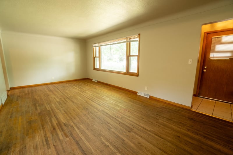 1503 15th St S, Moorhead, MN 56560
