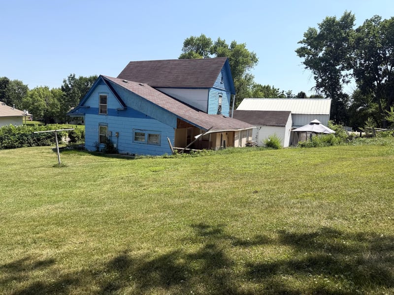 805 Railroad Ave, Sauk Centre, MN 56378