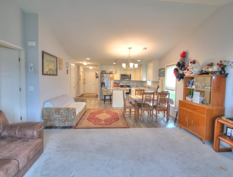 2734 Ridgeview Dr, Red Wing, MN 55066