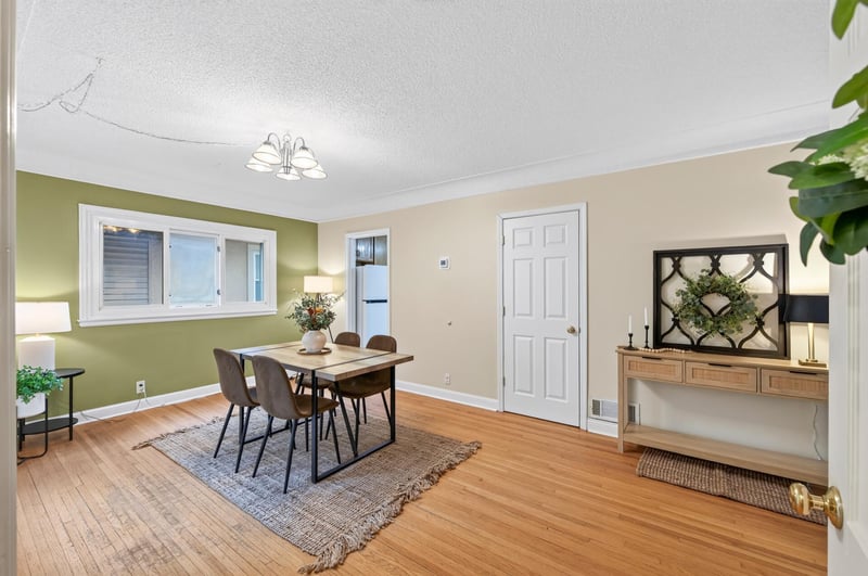 4711 Dupont Ave N, Minneapolis, MN 55430
