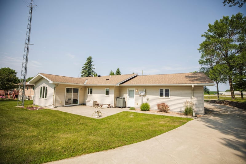 20717 464th Ave, Morris, MN 56267