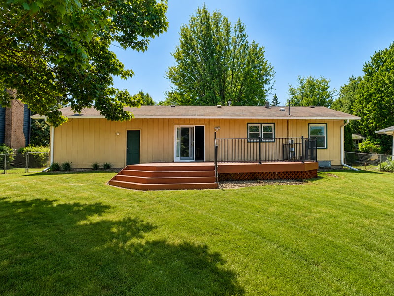 6116 Oakwood Rd, Woodbury, MN 55125