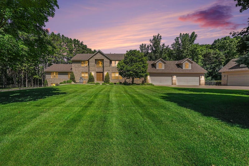 1168 Fox Rn SW, Cambridge, MN 55008