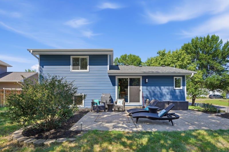 12481 Ilex St NW, Coon Rapids, MN 55448