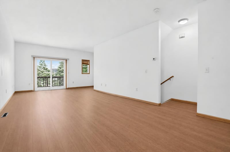 1473 Magnolia Ave E, Saint Paul, MN 55106