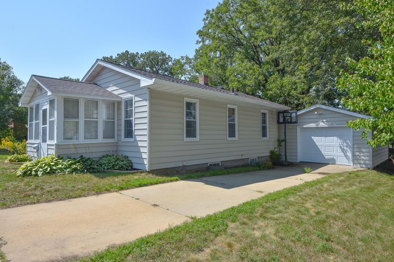 111 12th Ave N, Waite Park, MN 56387